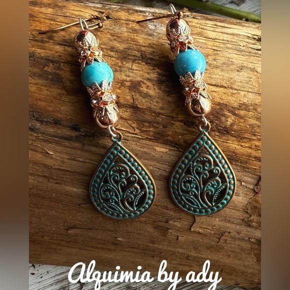 Elegant Turquoise and chunky rose Gold Dangle Earrings - Picture 1 of 1